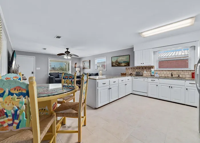 N Back Holiday home Gulf Shores